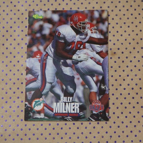 Billy Milner #25 Football Card - Picture 1 of 2